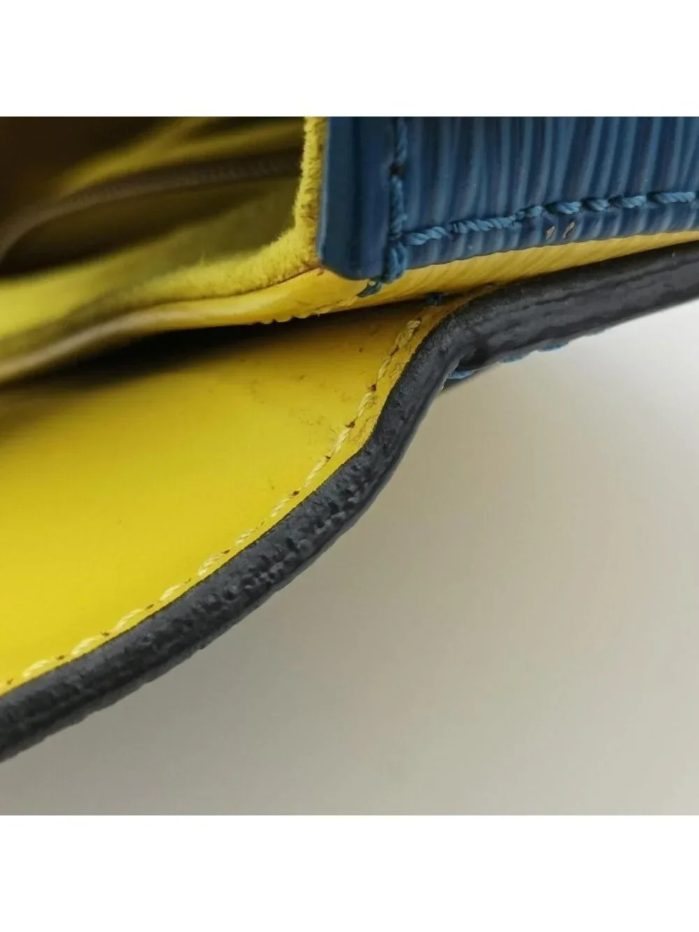 ★SOLD★ Louis Vuitton Eden PM Yellow Blue Epi Messenger Bag - Picture 14 of 15